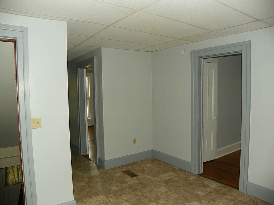 looking toward rooms/entry from kitchen