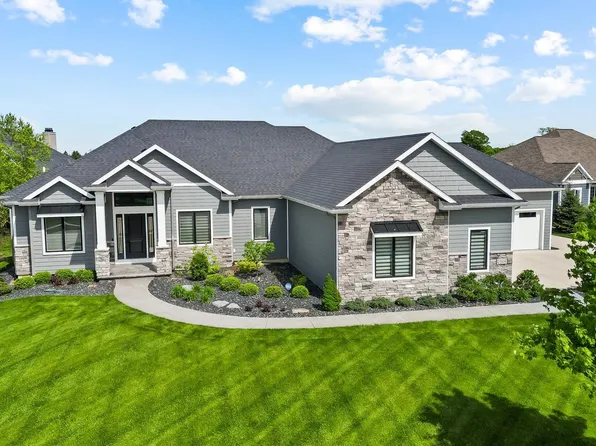 2801 Grey Oaks Blvd, Fort Wayne, IN 46814