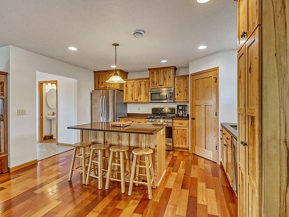 3rd image of 451 263rd St S