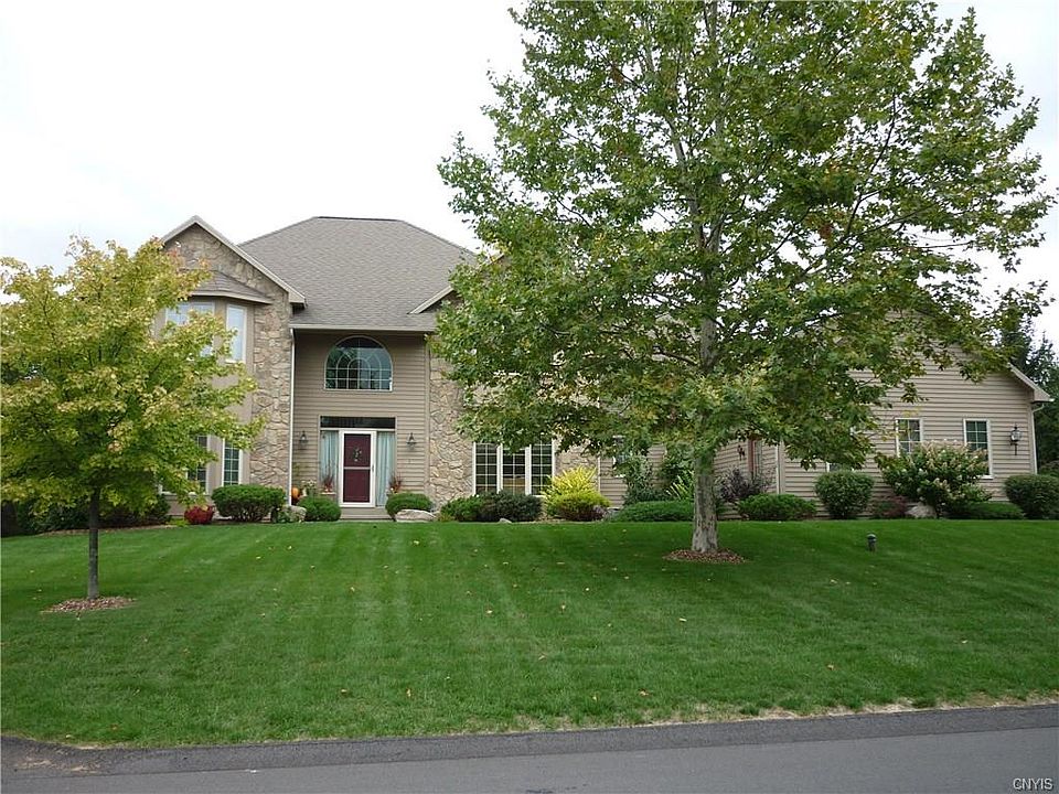 1st image of 8391 Prestwick Dr