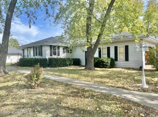 1614 Monroe St, Centertown, MO 65023