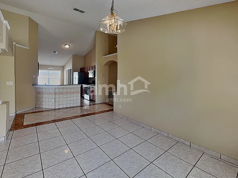 7964 Oakstone Ct — Photo 6