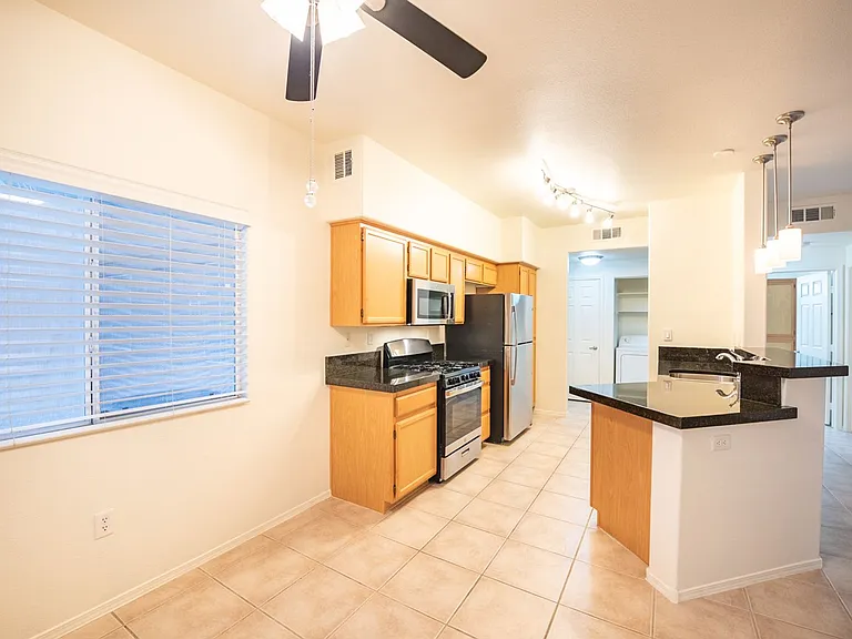 1050 E Cactus Ave #1082 — Photo 10