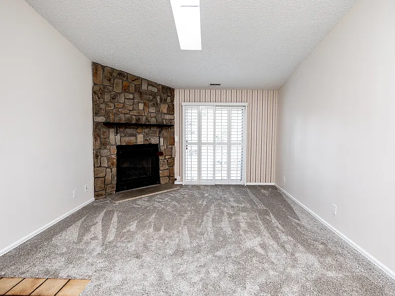 846 Tenderfoot Hill Rd #203 — Photo 4