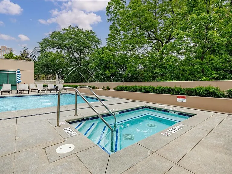 905 Juniper St NE #309 — Photo 39