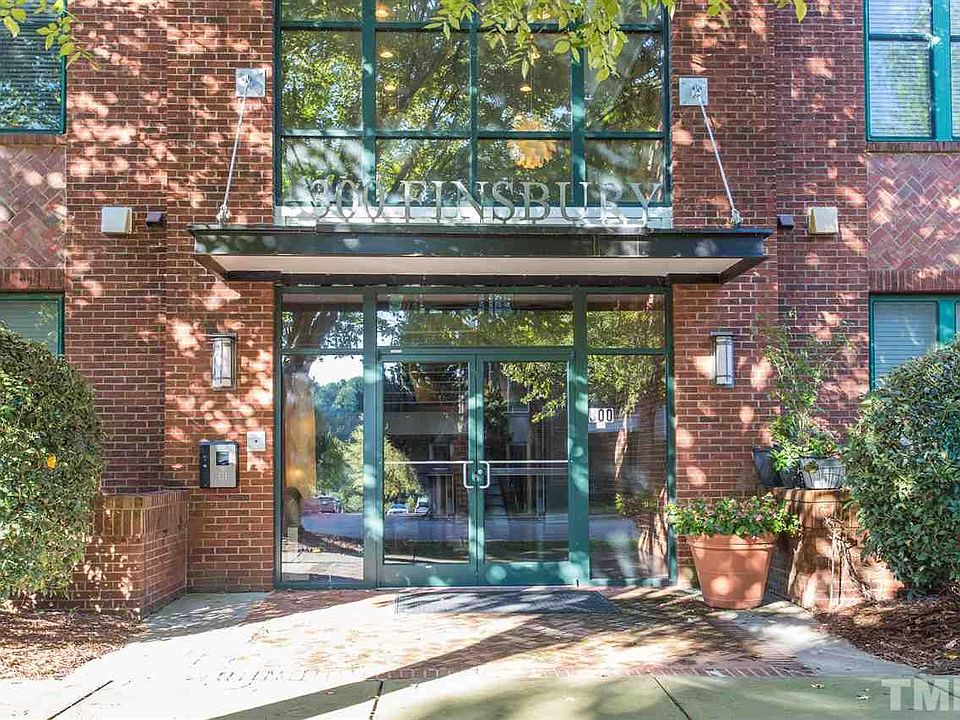 1st image of 300 Finsbury St APT 205