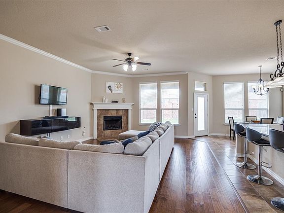 5th image of 5108 Breezewind Ln