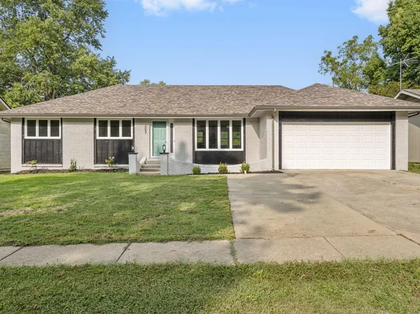 2057 S Wellington Avenue, Springfield, MO 65807