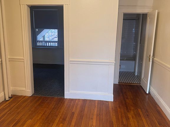3rd image of 332 Salem St APT 5