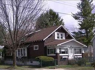 14 Grace Ct, Troy, NY 12180