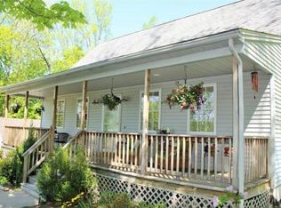 62 Maple St, Belchertown, MA 01007