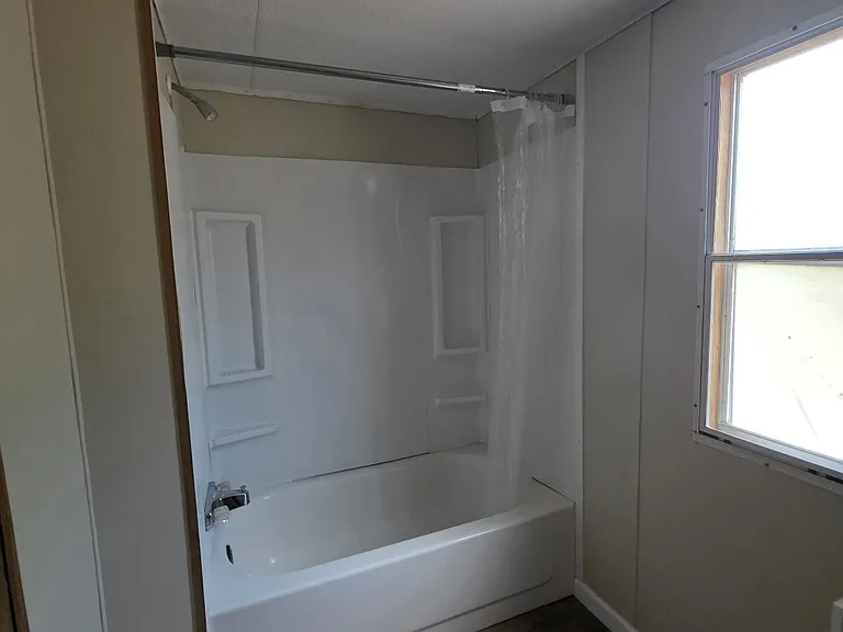 711 Deloach Mill Rd — Photo 10