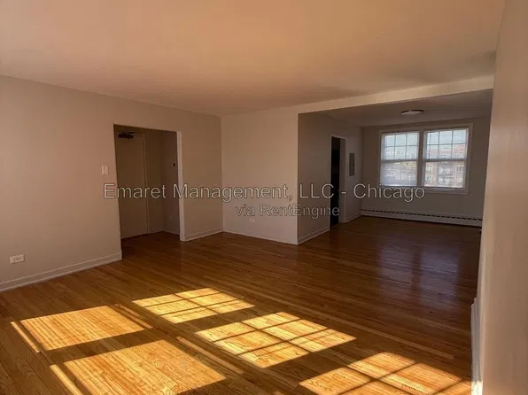 2433 W Berwyn Ave #1A-R, Chicago, IL 60625