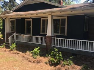 220 Deadfall Rd E, Greenwood, SC 29649