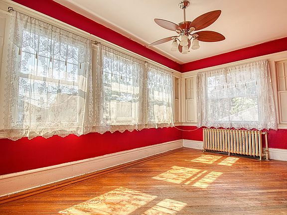 4th image of 69 Oxford Pl