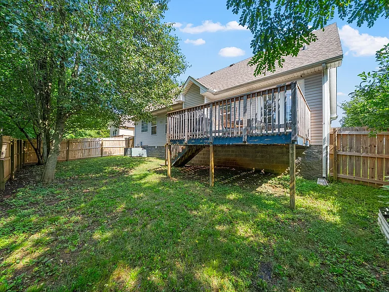 1092 Bobcat Dr — Photo 27