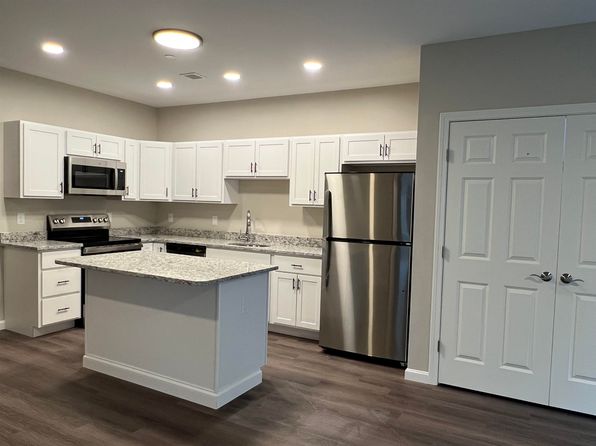 217 Rockingham Rd #205