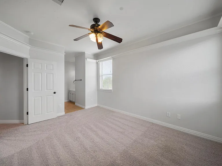 5430 Tyler Park Ln — Photo 26