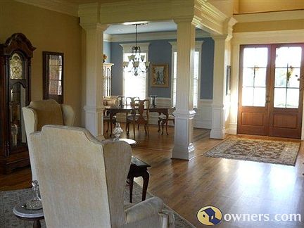 Open LR & DR w ample natural light