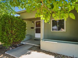 932 Florida St SE, Albuquerque, NM 87108