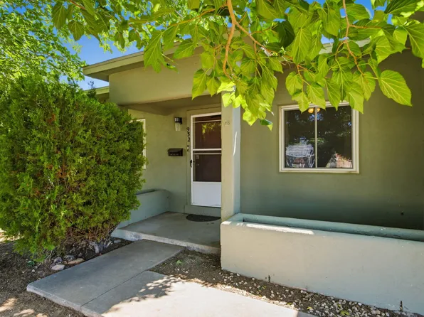 932 Florida St SE, Albuquerque, NM 87108