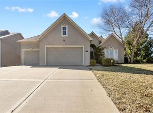 10512 N Michigan Ave, Kansas City, MO 64155