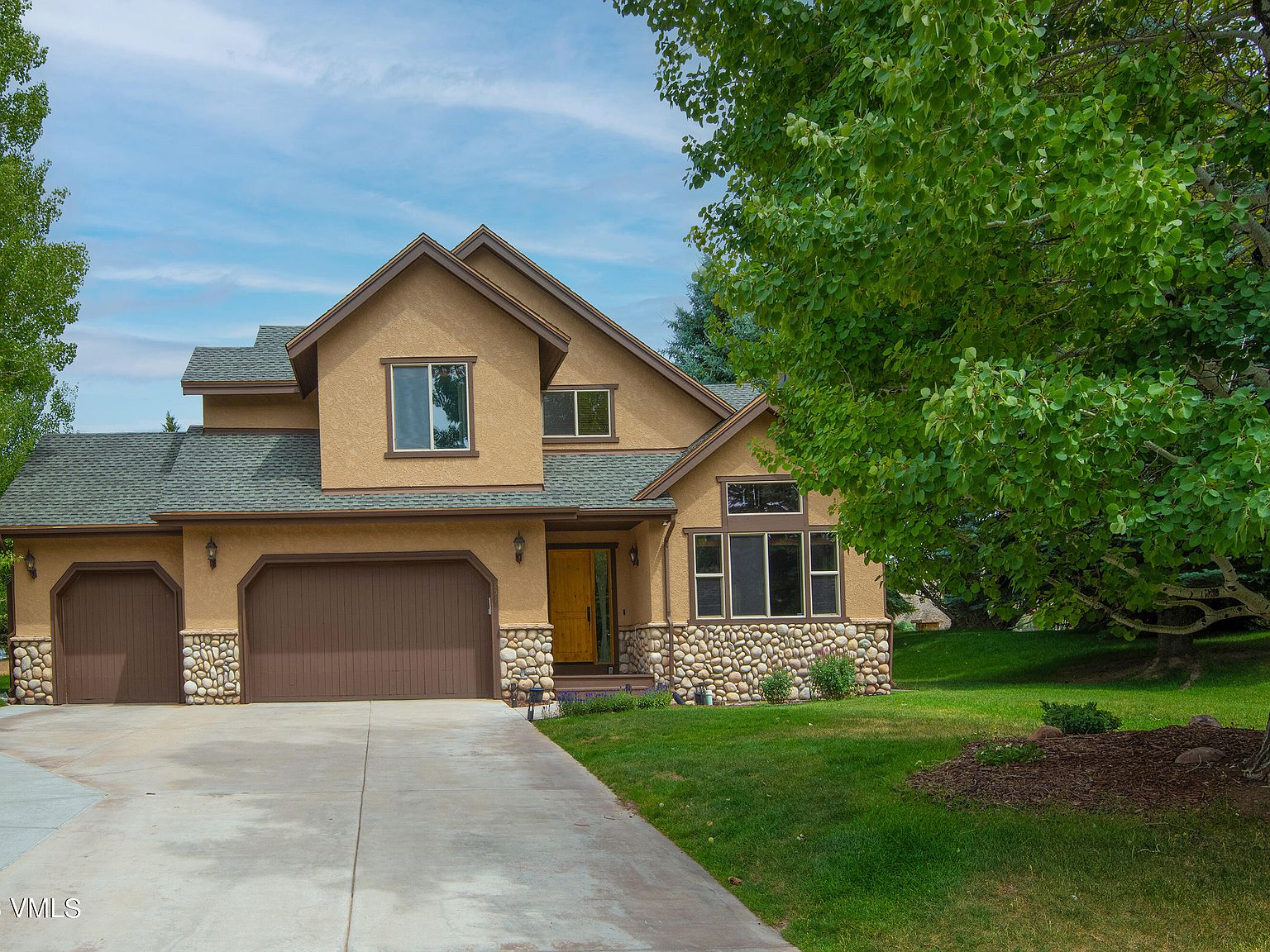 251 Black Bear Dr, Gypsum, CO 81637 Zillow