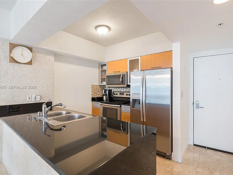 1750 N Bayshore Dr #3409 — Photo 6
