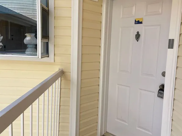 1951 Island Club Dr APT 56, Melbourne, FL 32903