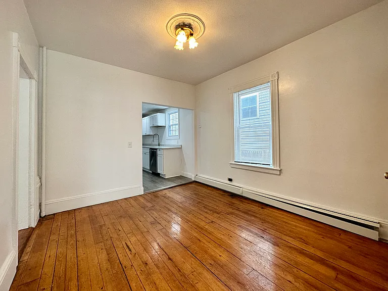170 Alabama Ave — Photo 5