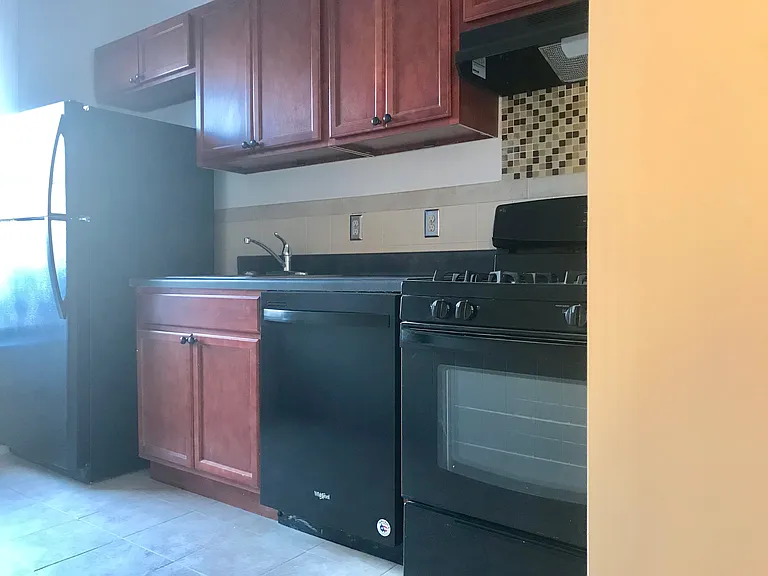 58 E 32nd St #2 — Photo 6