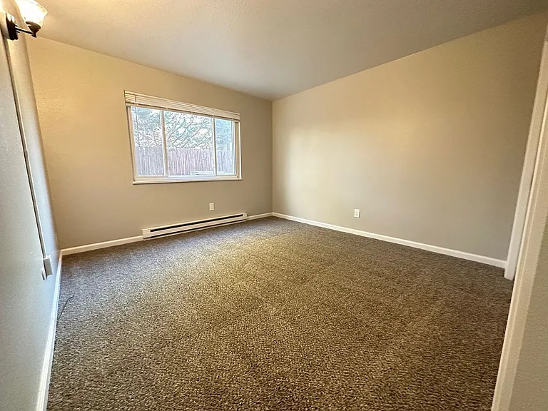Stone Gate Apartments — Photo 52
