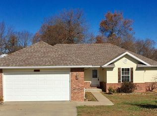3654 N Miller Valley Ct, Springfield, MO 65803