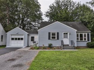 21 Legion Cir, Rochester, NY 14616