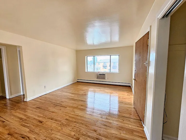 100 Mill Rd — Photo 3