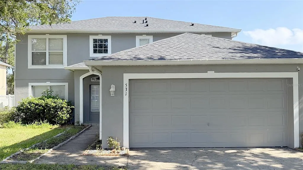 4 bed, 2.5 bath, 2208 sqft, $2,900 — Photo 4