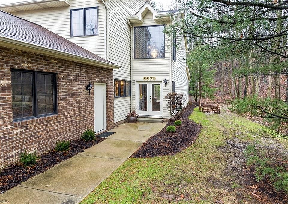 1st image of 6670 Old Royalton Rd #1