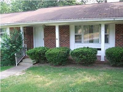 1st image of 516 Oak Crest Ln