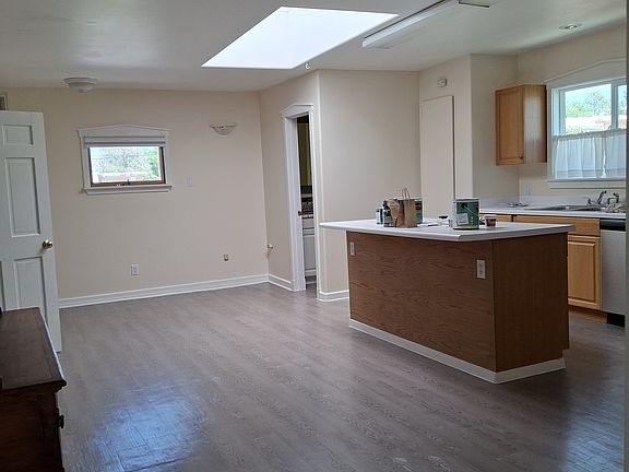 3rd image of 1714 Agua Fria St