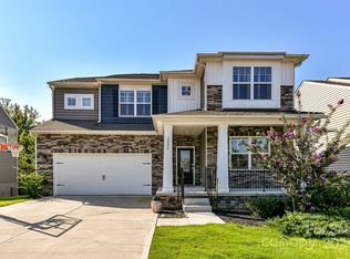 2006 Napa Valley Dr, Waxhaw, NC 28173