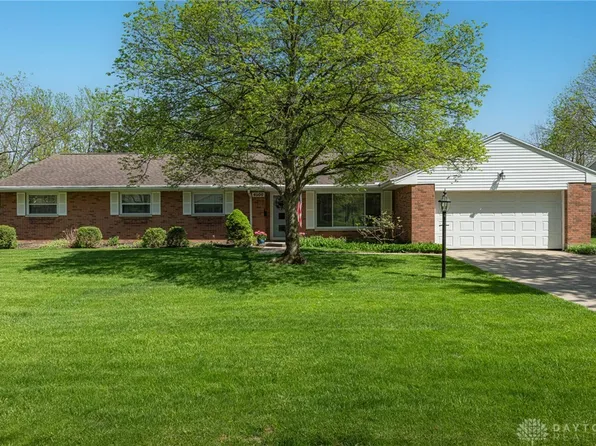 4600 Wing View Ln, Dayton, OH 45429