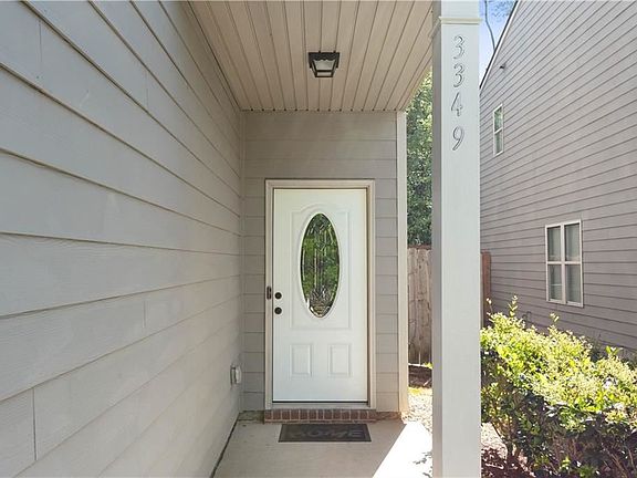 3rd image of 3349 Pennington Dr
