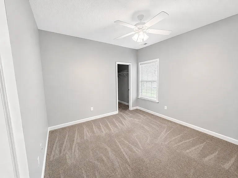 264 Archdale St — Photo 14