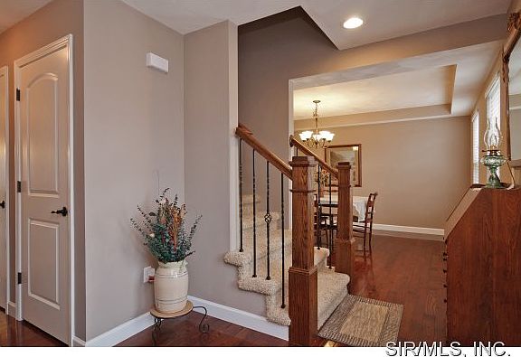 2nd image of 141 Ellington Ct