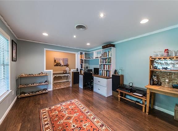 3rd image of 7336 Monterrey Dr