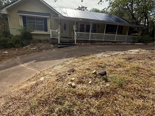 106 Post Oak, Hilltop Lakes, TX 77871