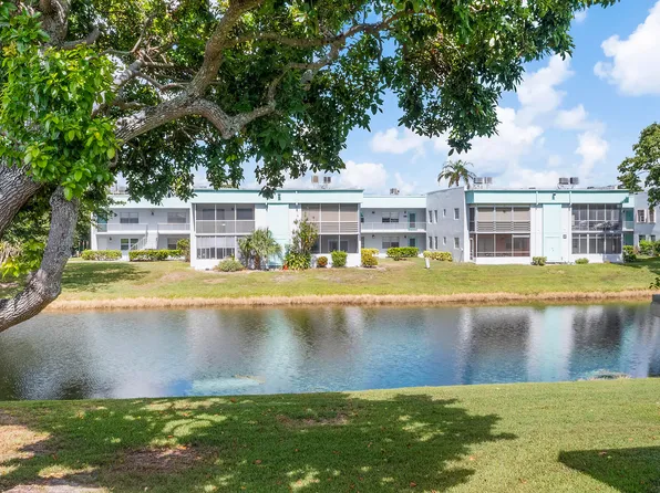 477 Monaco Park, Delray Beach, FL