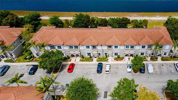 1st image of 14053 SW 49th St #5