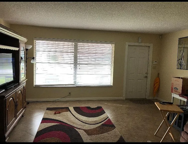241 Leisure Blvd — Photo 10