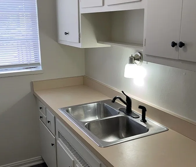 613 Gainsborough Rd #5 — Photo 10
